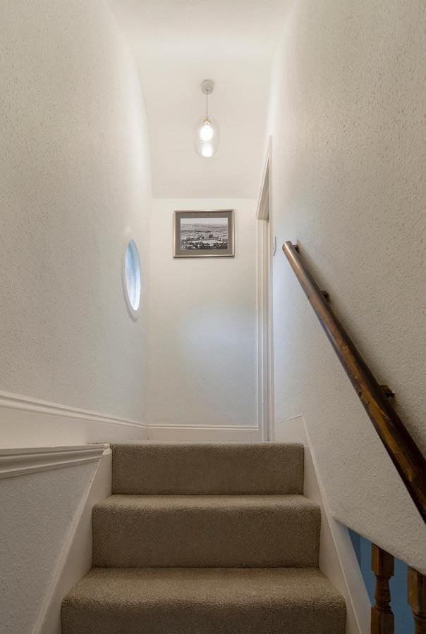 Beautiful Views! 3 Great Doubles! Apartment Bath Exterior photo